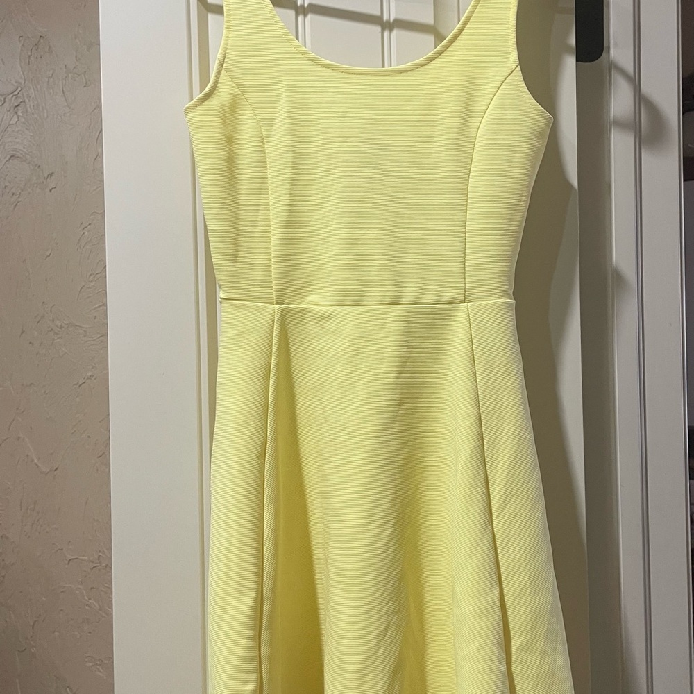 H&M Yellow Sleeveless Dress